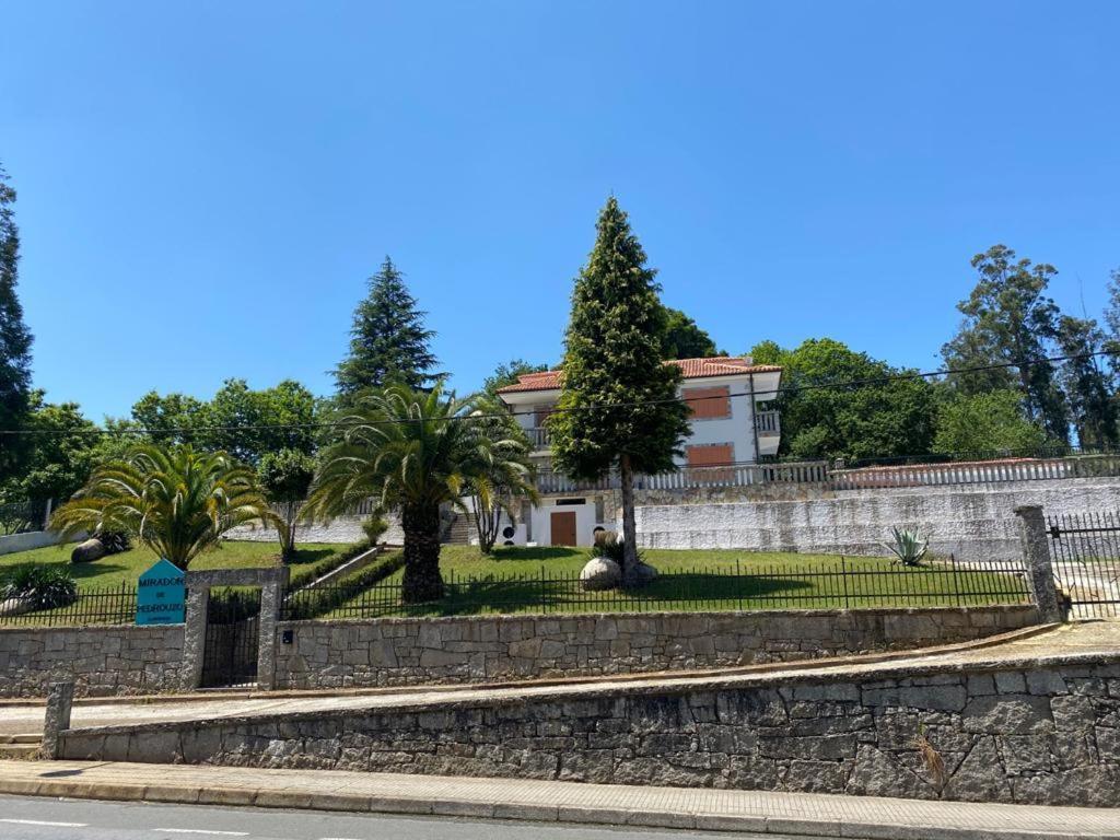 Albergue Mirador De Pedrouzo Exterior photo